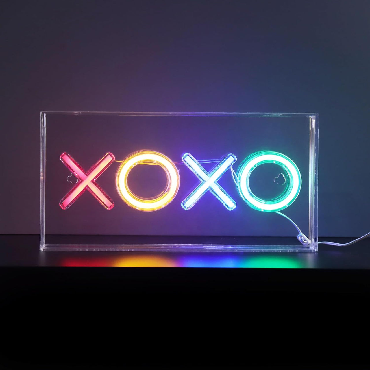 Neon XOXO sign
